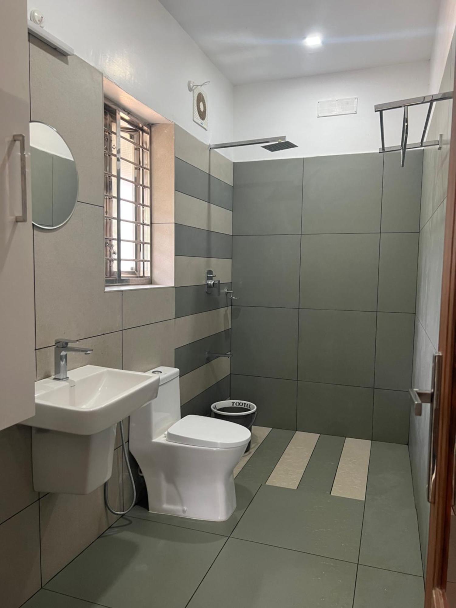 Honey Rock Hotel Kanthalloor Luaran gambar
